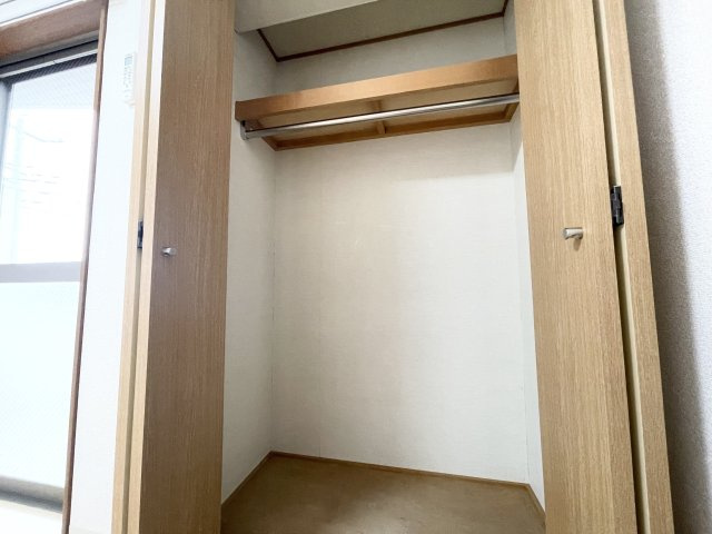 煉瓦館イーストフェイスの収納|こまごまとしたものを収納できそうですね