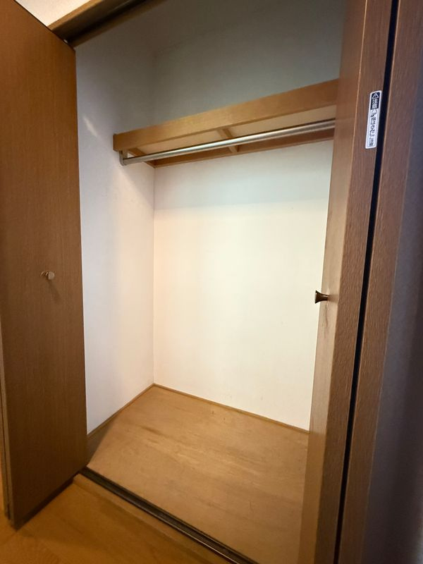 煉瓦館EAST　FACEの収納|こまごまとしたものを収納できそうですね