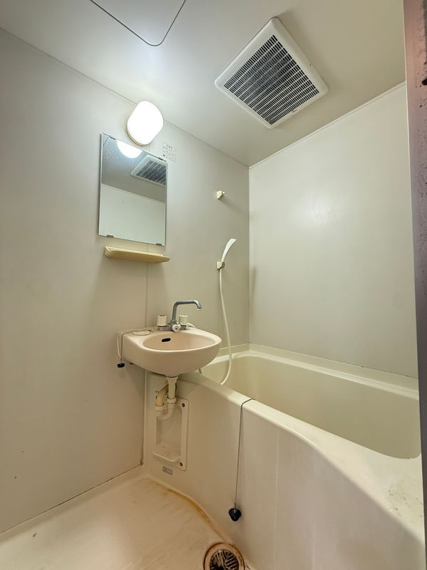 煉瓦館EAST　FACEの浴室|コンパクトで使いやすいお風呂です