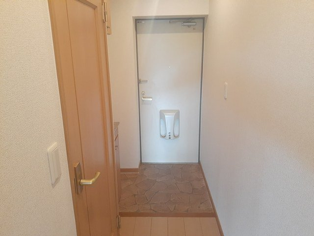 メゾン・ダルカンシールⅡの玄関|玄関です