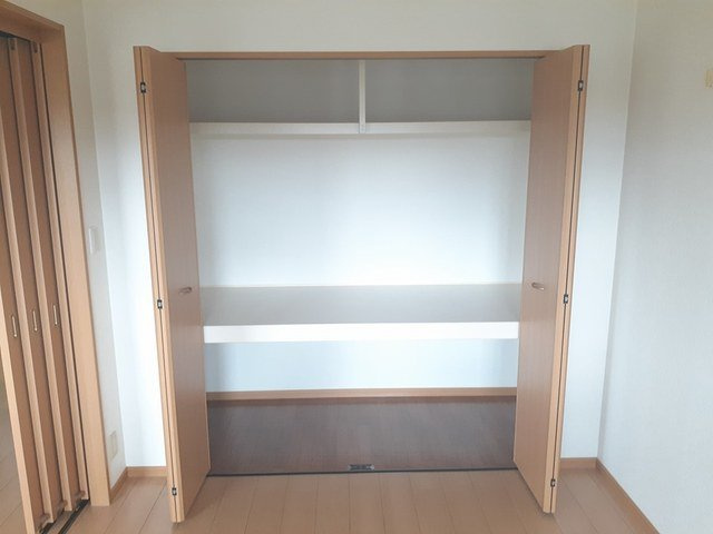 メゾン・ダルカンシールⅡの収納|収納スペース豊富です