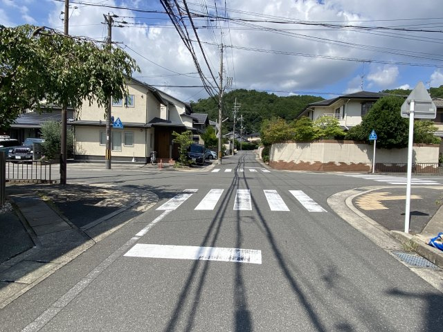 岩倉幡枝町 土地の前面道路含む現地写真