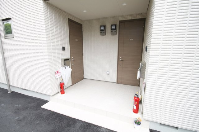 HEBEL MAISON La PecheⅡのエントランス|建物の内部です