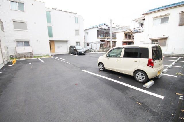 HEBEL MAISON La PecheⅡの駐車場|駐車場完備です