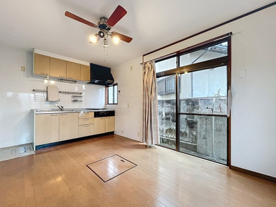 【居間・リビング】 | 古志原S貸家