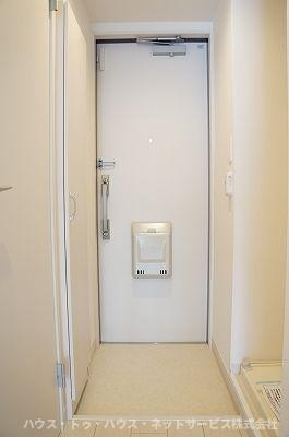 リブリ・シャンスの玄関