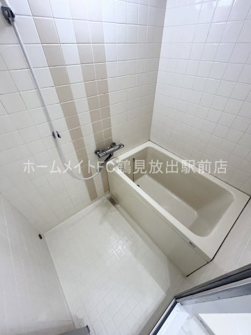 大阪市城東区放出西２丁目の賃貸マンションの浴室