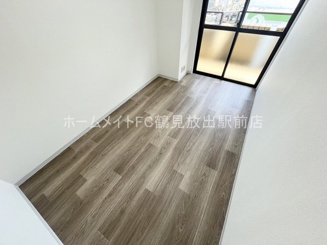 大阪市城東区放出西２丁目の賃貸マンションの洋室