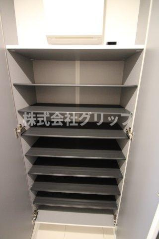 MA-RO弘明寺の収納