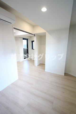 MA-RO弘明寺の洋室