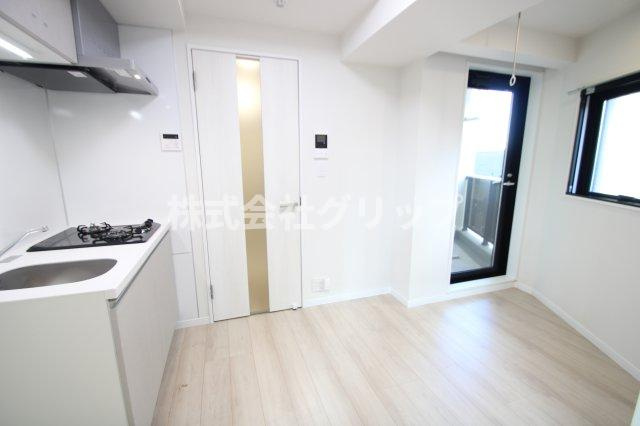 MA-RO弘明寺の居間・リビング