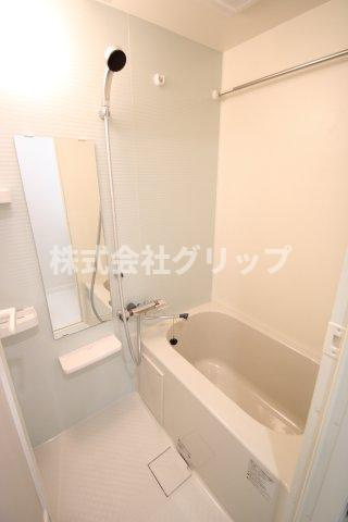 MA-RO弘明寺の浴室