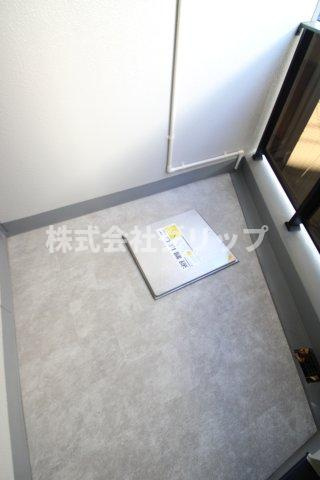 MA-RO弘明寺のバルコニー