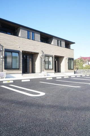 レイフォレスト曙町の駐車場