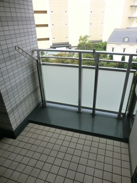 ザ・ライオンズ神戸ハーバーランドのバルコニー