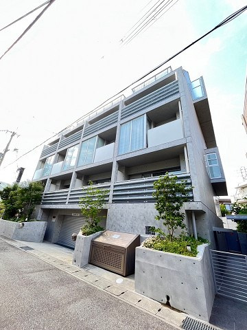 夙川フラットの外観