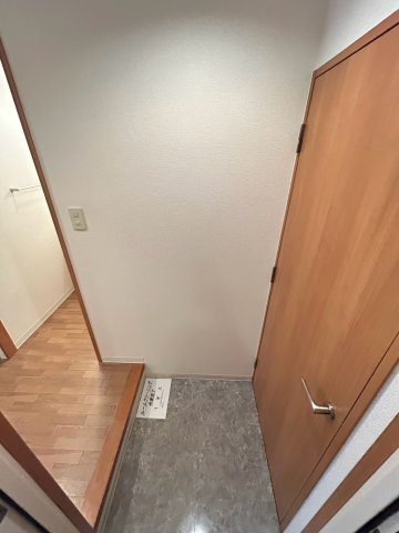 甲南タマタニマンションの玄関