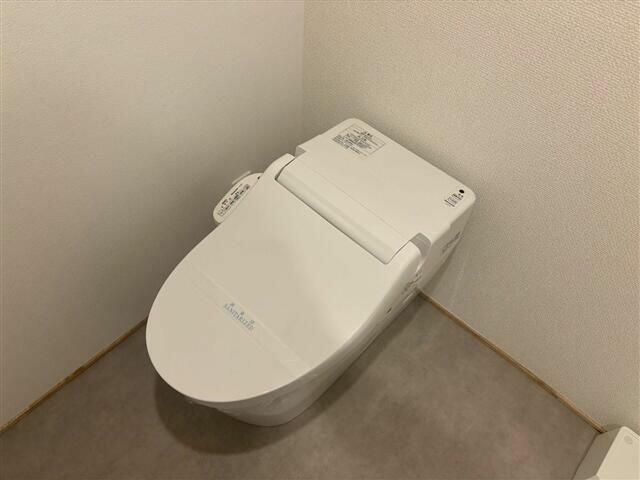 キャッスルマンション代官山のトイレ