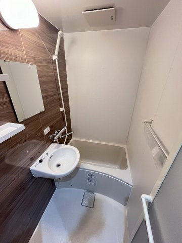 延明ハイツの浴室