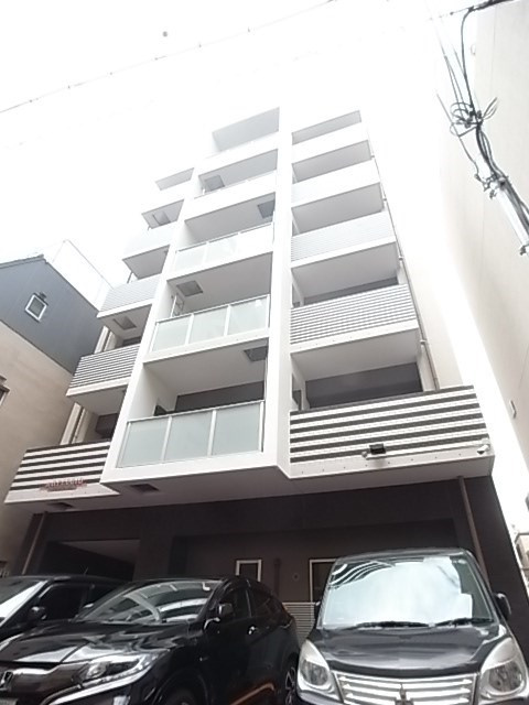 ARPEGGIO三宮の外観