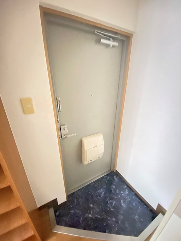 サンライズ長田の玄関