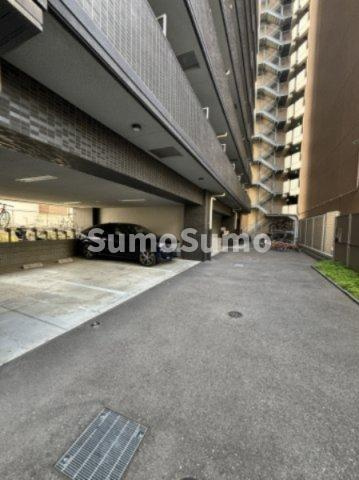 プレサンス立売堀パークシティの駐車場