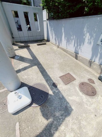 ドール甲子園口の駐車場