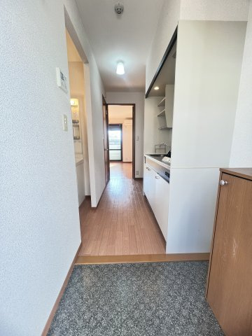 山麓荘の玄関