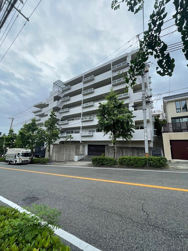 ヴェルドール芦屋の外観