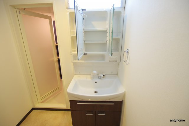 プレジオ東天満の洗面所