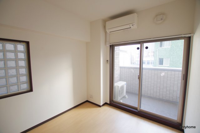 プレジオ東天満の寝室