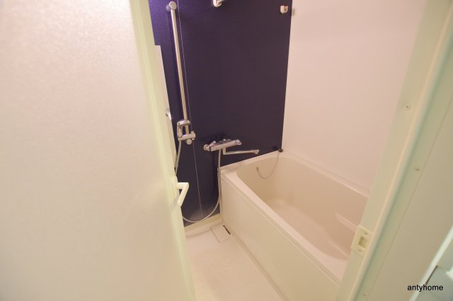 プレジオ東天満の浴室