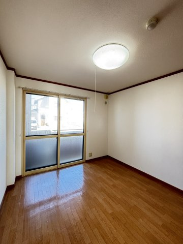 エレガントモレノの洋室