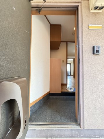 エレガントモレノの玄関|イメージ207号室の写真