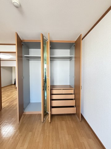 エレガントモレノの収納|イメージ207号室の写真