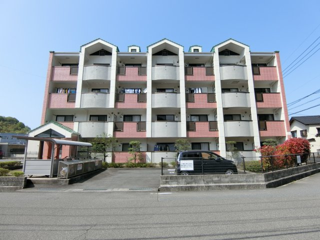 シャンポールＡの外観