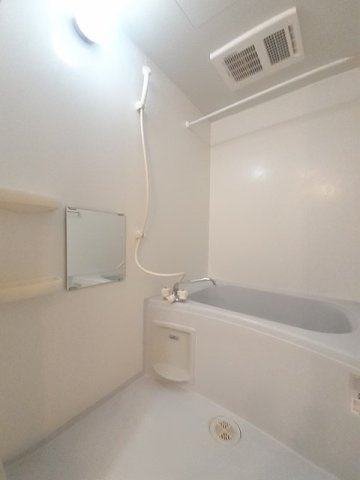 シャンポールＡの浴室