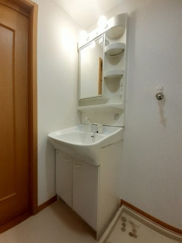 シャンポールＡの洗面所