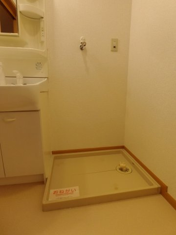 シャンポールＡの洗面所|イメージ106号室の写真