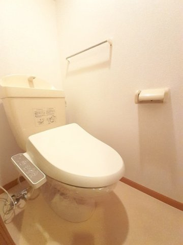 シャンポールＡのトイレ