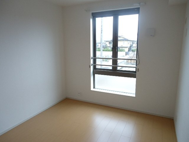 エレガントヴィエⅢの洋室