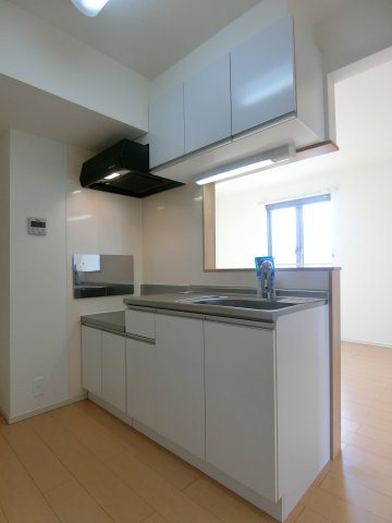 エレガントヴィエⅢのキッチン