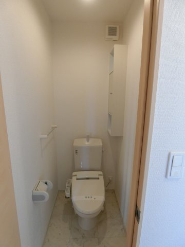 エレガントヴィエⅢのトイレ