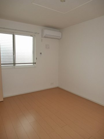 ベル　シェリルＢの洋室