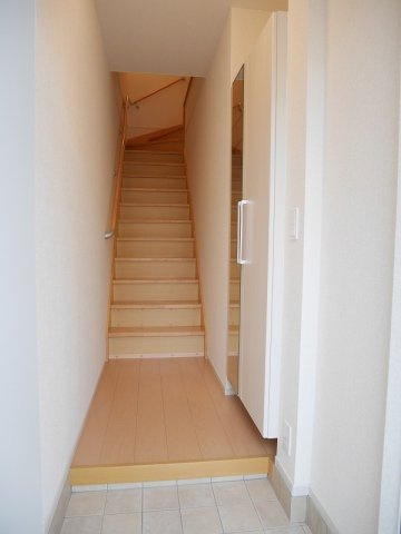 ベル　シェリルＢの玄関