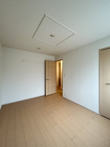 ベル　シェリルＢの洋室