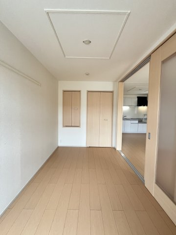 ベル　シェリルＢの洋室