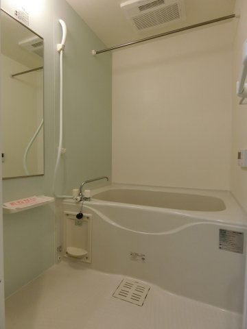 プリンセチア　Ⅱの浴室