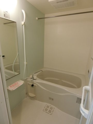 プリンセチア　Ⅱの浴室