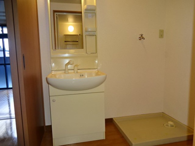 【洗面所】 | リバーサイド塚田 | 洗髪洗面化粧台